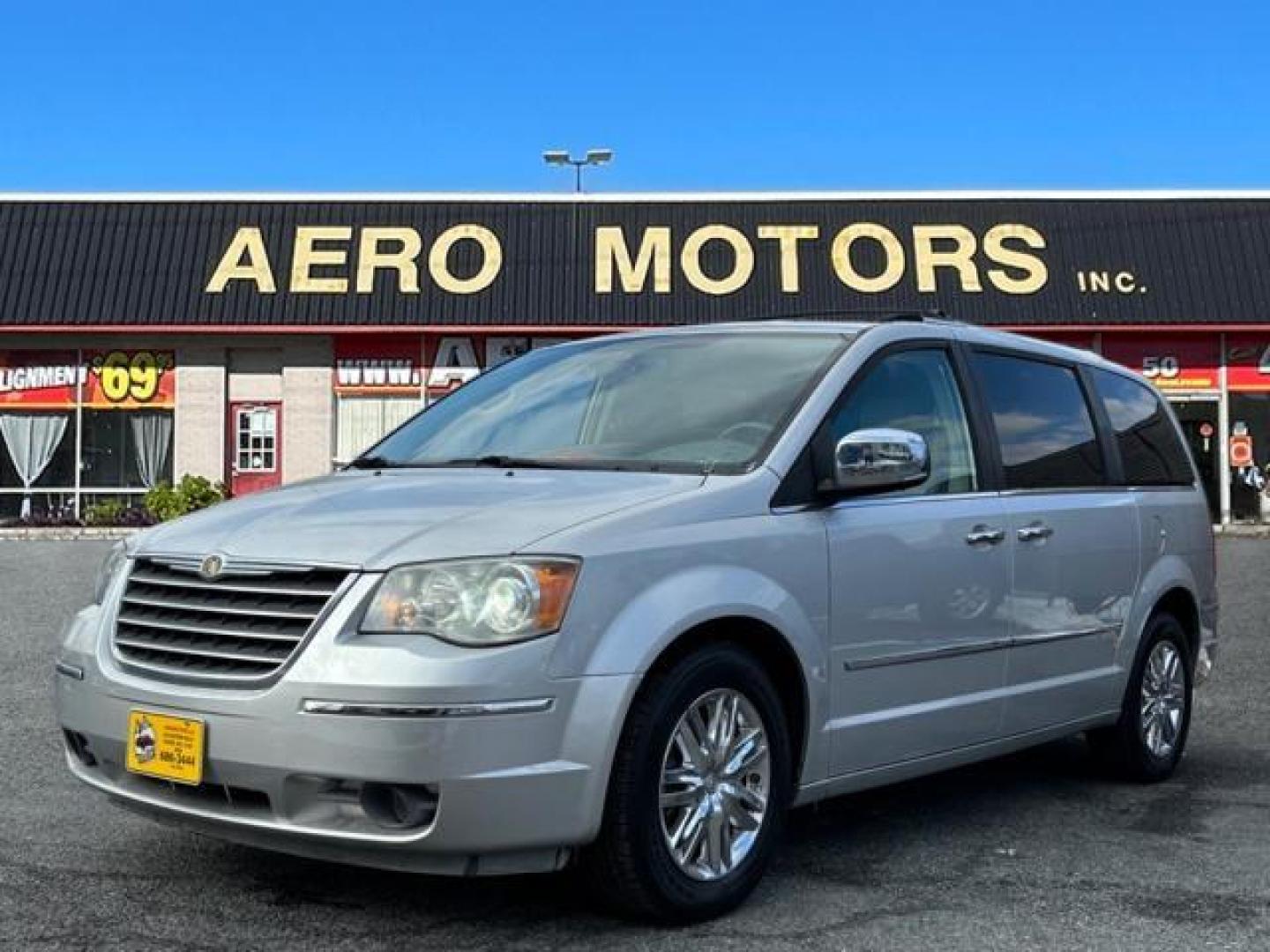 2008 Bright Silver Metallic Chrysler Town and Country Limited (2A8HR64X98R) with an 4.0L 6 Cylinder Fuel Injected engine, Automatic transmission, located at 50 Eastern Blvd., Essex, MD, 21221, (410) 686-3444, 39.304367, -76.484947 - Photo#0