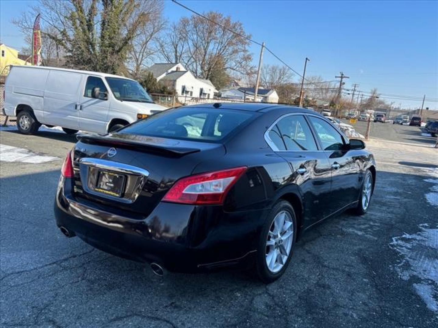 2011 Crimson Black Nissan Maxima 3.5 SV (1N4AA5AP6BC) with an 3.5L 3.5L V6 290hp 261ft. lbs. Sequential-Port F.I. engine, Xtronic CVT transmission, located at 50 Eastern Blvd., Essex, MD, 21221, (410) 686-3444, 39.304367, -76.484947 - Photo#4