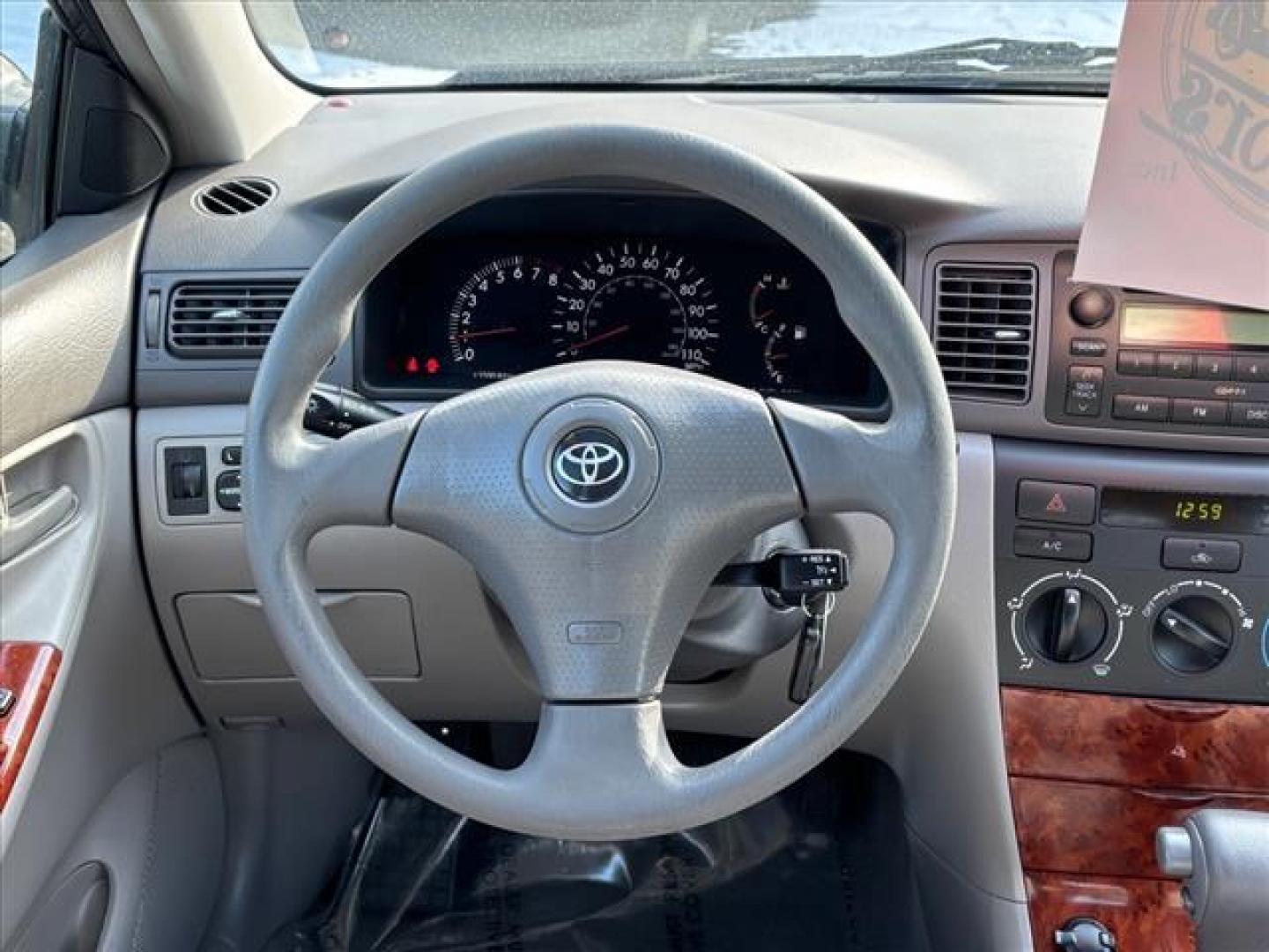 2007 Phantom Gray Pearl Toyota Corolla LE (1NXBR30E67Z) with an 1.8L 1.8L I4 126hp 122ft. lbs. Fuel Injected engine, 4-Speed Automatic transmission, located at 50 Eastern Blvd., Essex, MD, 21221, (410) 686-3444, 39.304367, -76.484947 - Photo#10