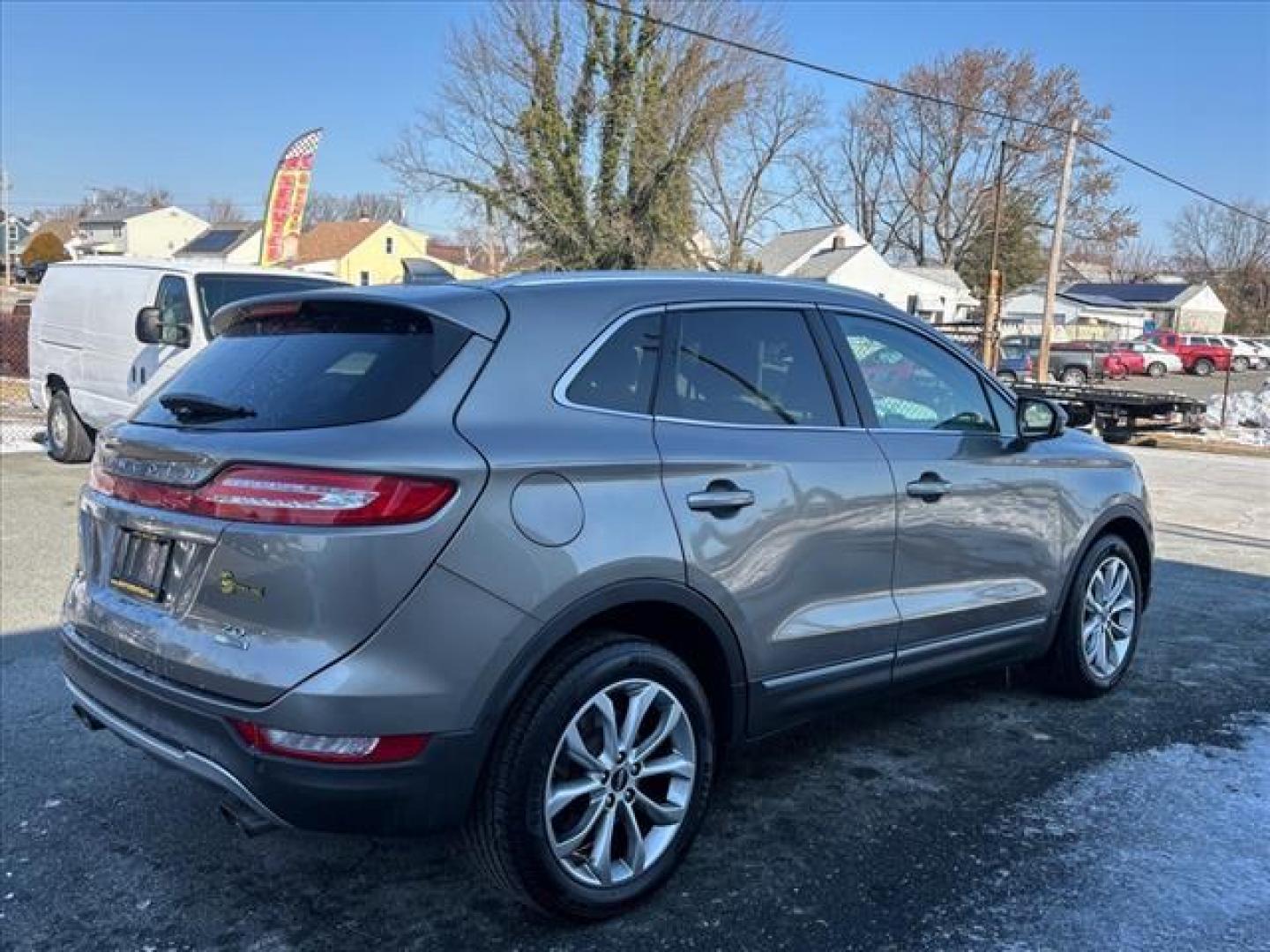 2016 Ingot Silver Lincoln MKC Select (5LMCJ2C98GU) with an 2.0L 4 Cylinder Turbocharged engine, Automatic transmission, located at 50 Eastern Blvd., Essex, MD, 21221, (410) 686-3444, 39.304367, -76.484947 - Photo#3