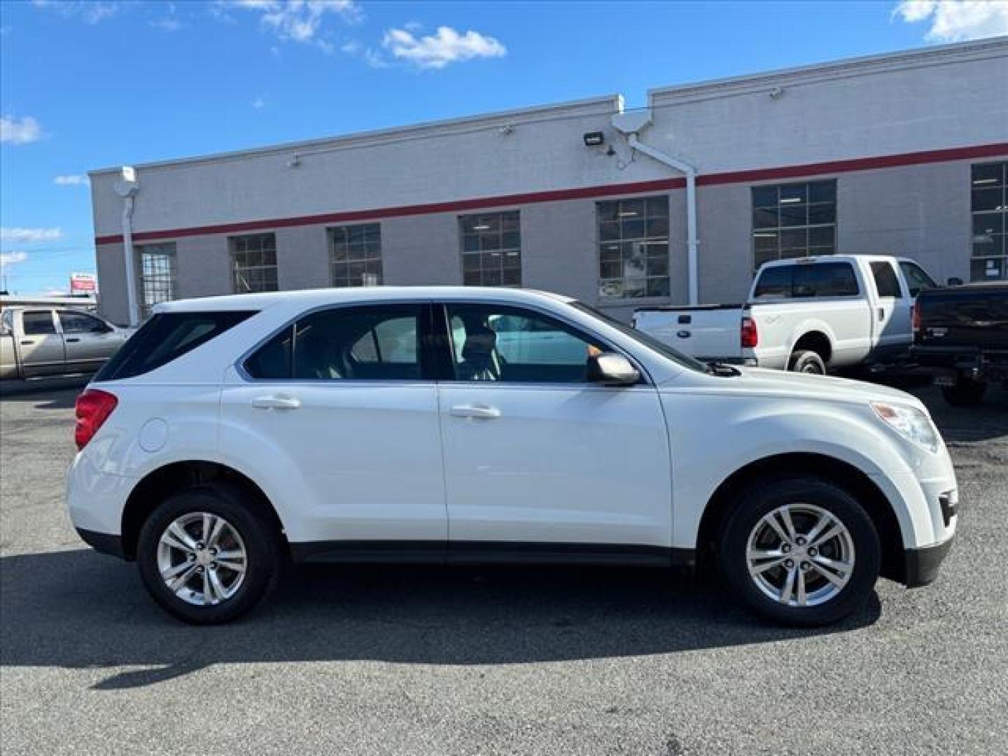 2013 Summit White Chevrolet Equinox LS (1GNALBEK5DZ) with an 2.4L 4 Cylinder Fuel Injected engine, Automatic transmission, located at 50 Eastern Blvd., Essex, MD, 21221, (410) 686-3444, 39.304367, -76.484947 - Photo#6