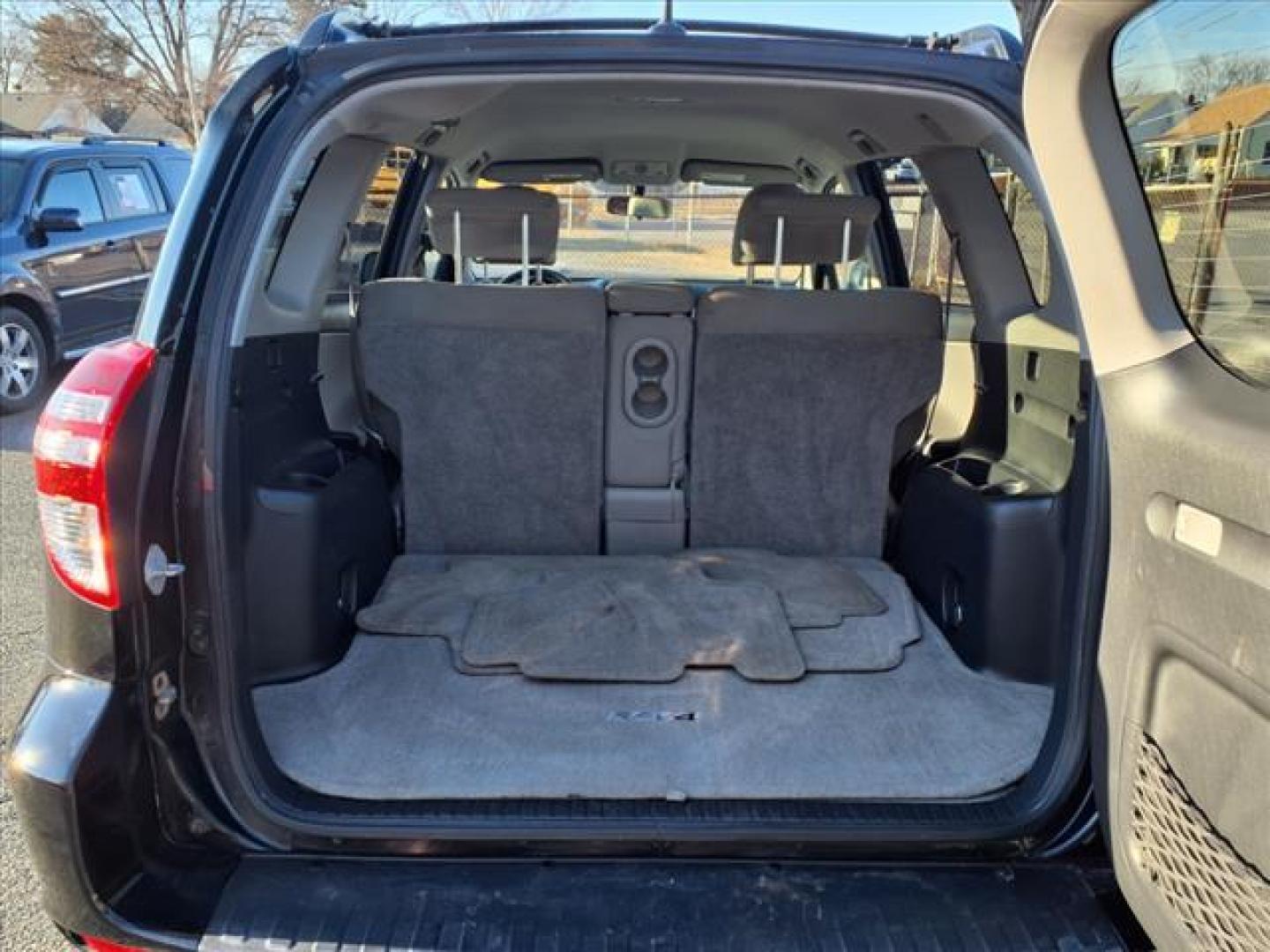 2009 Black 202 Toyota RAV4 Base (JTMBF33V695) with an 2.5L 4 Cylinder Sequential Fuel Injection engine, ATAWD transmission, located at 50 Eastern Blvd., Essex, MD, 21221, (410) 686-3444, 39.304367, -76.484947 - Photo#4