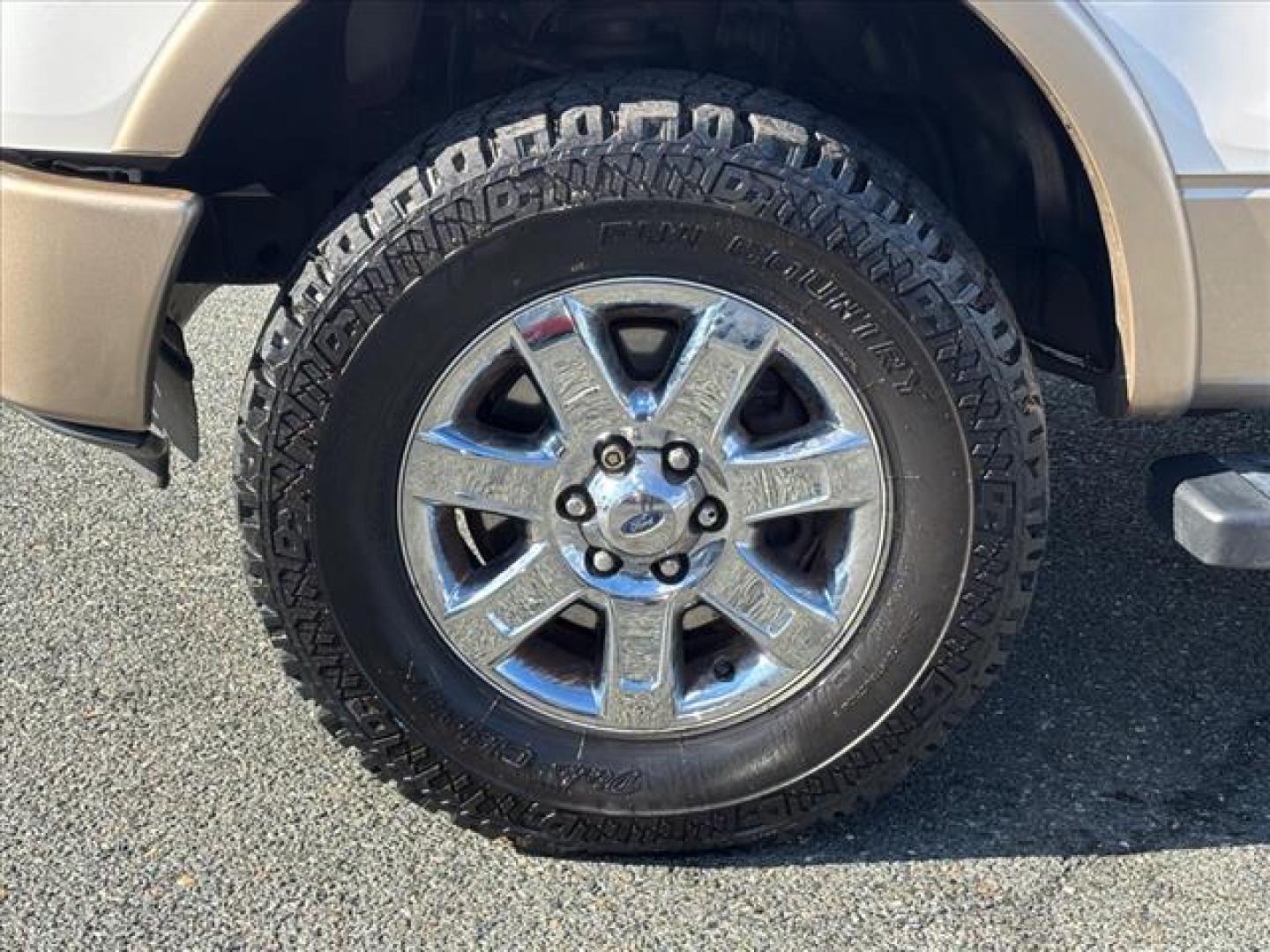 2013 Oxford White Ford F-150 Lariat (1FTFW1E61DF) with an 6.2L 8 Cylinder Sequential-Port F.I. engine, AT4X4 transmission, located at 50 Eastern Blvd., Essex, MD, 21221, (410) 686-3444, 39.304367, -76.484947 - Photo#8