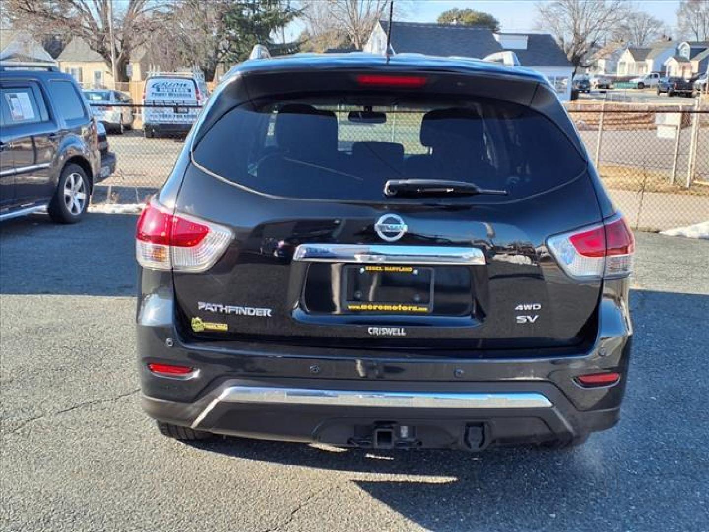 2015 Magnetic Black Nissan Pathfinder SV (5N1AR2MM1FC) with an 3.5L 6 Cylinder Sequential-Port F.I. engine, AT4X4 transmission, located at 50 Eastern Blvd., Essex, MD, 21221, (410) 686-3444, 39.304367, -76.484947 - Photo#3